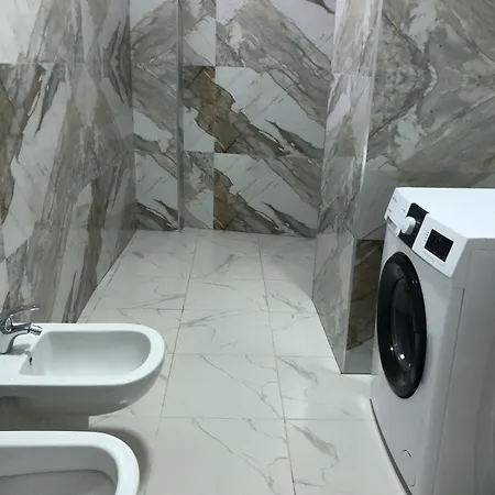 Apartment Xhuli *