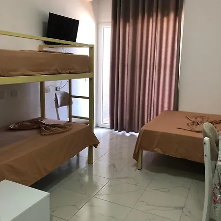 Xhuli Apartment *