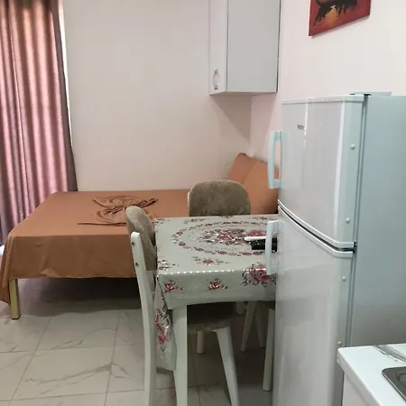 Xhuli Apartment *